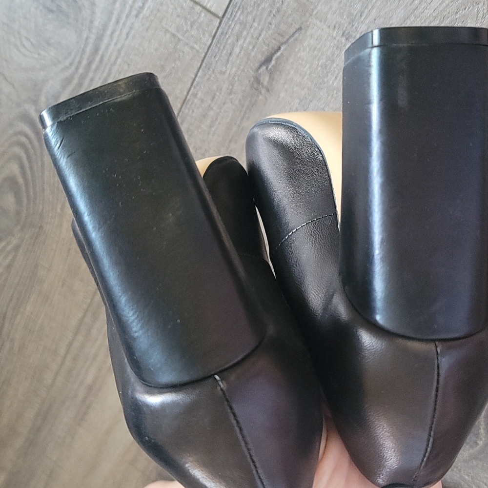 Heels - Picture 4 of 5